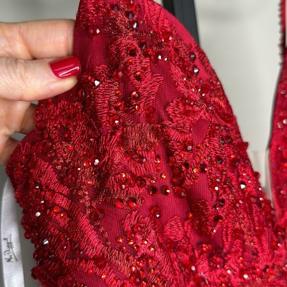 NWT MAC DUGGAL Red Embellished Plunge Neck Illusion Mermaid Gown Women’s - Picture 8 of 14